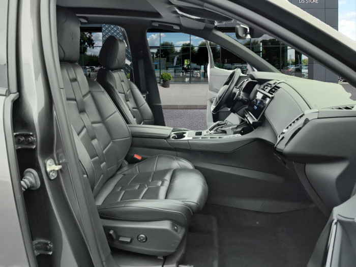 DS DS7 CROSSBACK Hybride E-Tense 300 EAT8 4x4 Louvre