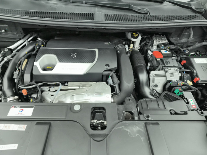 DS DS7 CROSSBACK Hybride E-Tense 300 EAT8 4x4 Louvre