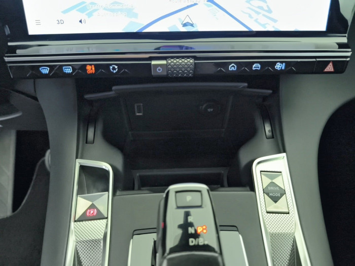 DS DS7 CROSSBACK Hybride E-Tense 225 EAT8 Rivoli