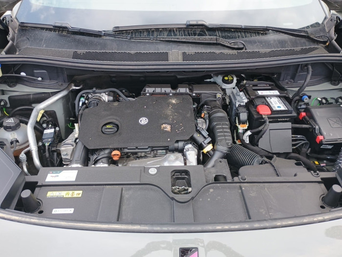 DS DS 7 BlueHDi 130 EAT8 Performance Line +
