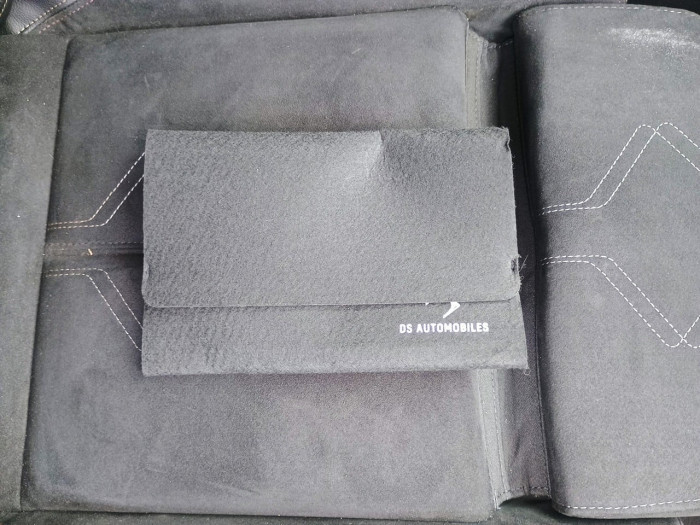 DS DS 7 BlueHDi 130 EAT8 Performance Line +