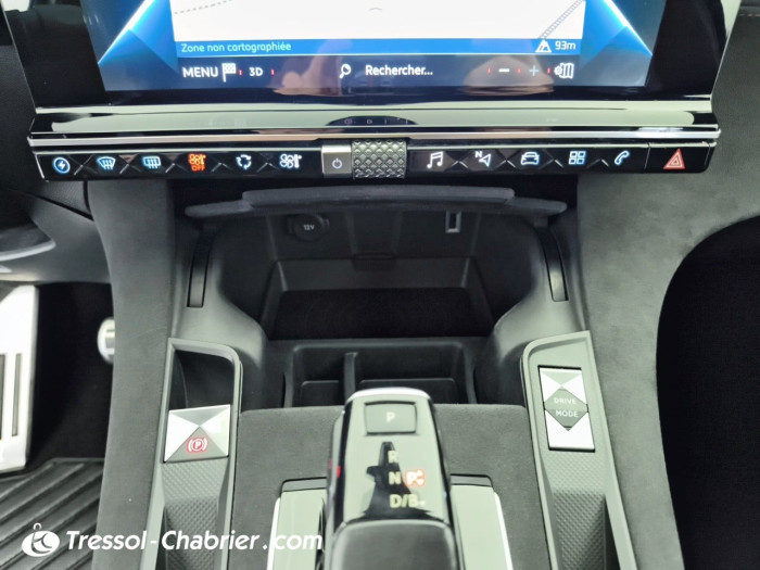 DS DS7 CROSSBACK Hybride 300 E-Tense EAT8 4x4 Performance Line+