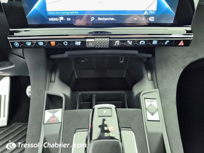 DS DS7 CROSSBACK Hybride 300 E-Tense EAT8 4x4 Performance Line+