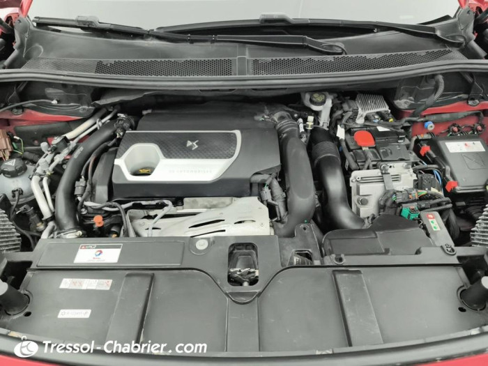 DS DS7 CROSSBACK Hybride 300 E-Tense EAT8 4x4 Performance Line+