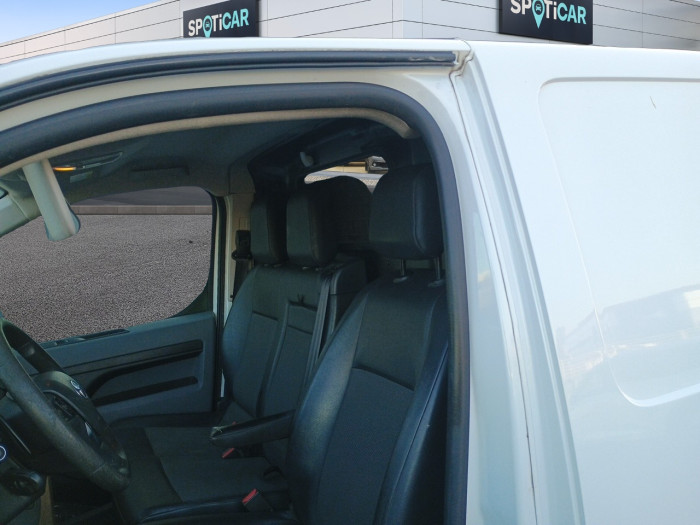 Toyota PROACE FOURGON RC19 MEDIUM 2.0L 180 D-4D BVA8 BUSINESS