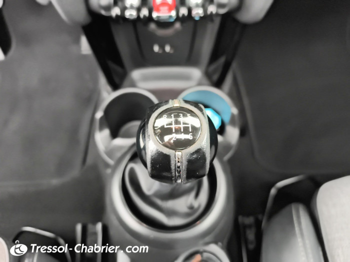 MINI HATCH 3 PORTES F56 LCI Cooper 136 ch Edition Heddon Street