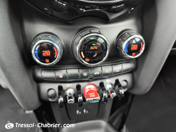 MINI HATCH 3 PORTES F56 LCI Cooper 136 ch Edition Heddon Street