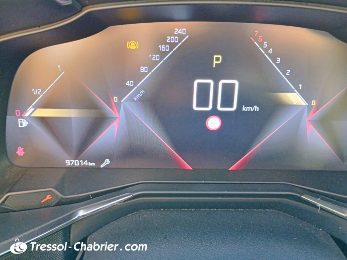 DS DS7 CROSSBACK PureTech 180 EAT8 Performance Line+