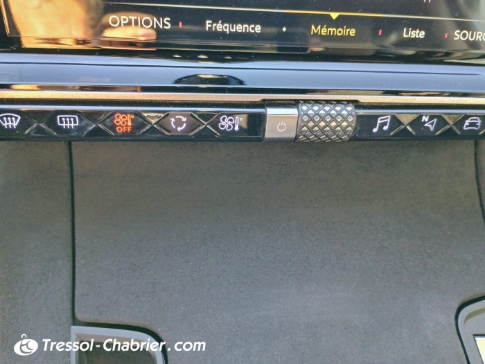 DS DS7 CROSSBACK PureTech 180 EAT8 Performance Line+