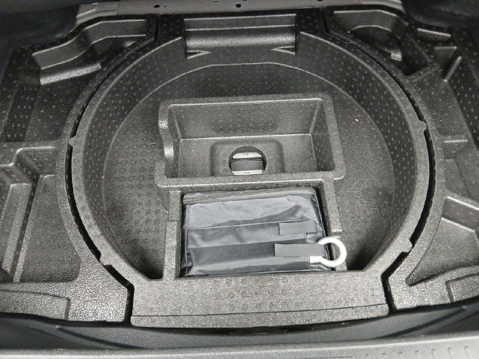 DS DS 4 BlueHDi 130 EAT8 Etoile - Alcantara