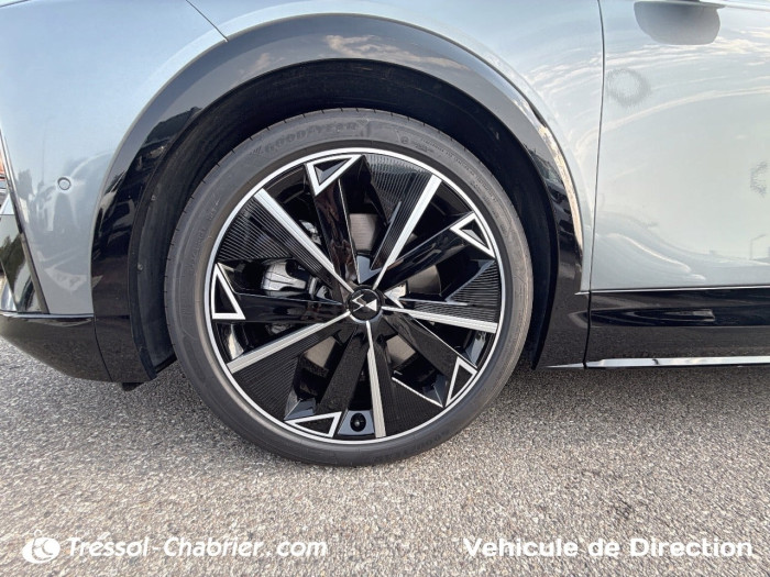 DS N°8 Nouveau 230 ch FWD Standard Range Etoile