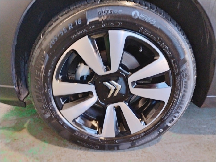 Citroën C3 PureTech 83 S&S BVM5 Shine
