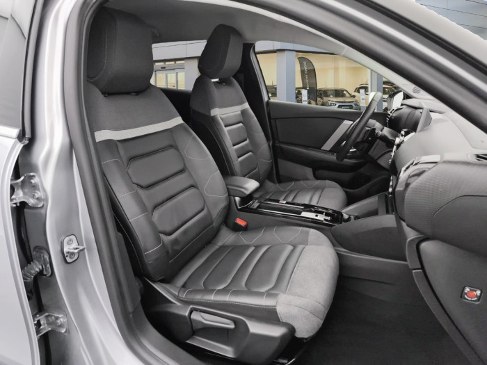 Citroën C4 PureTech 130 S&S EAT8 Shine