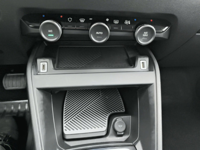 Citroën C4 PureTech 130 S&S EAT8 Shine