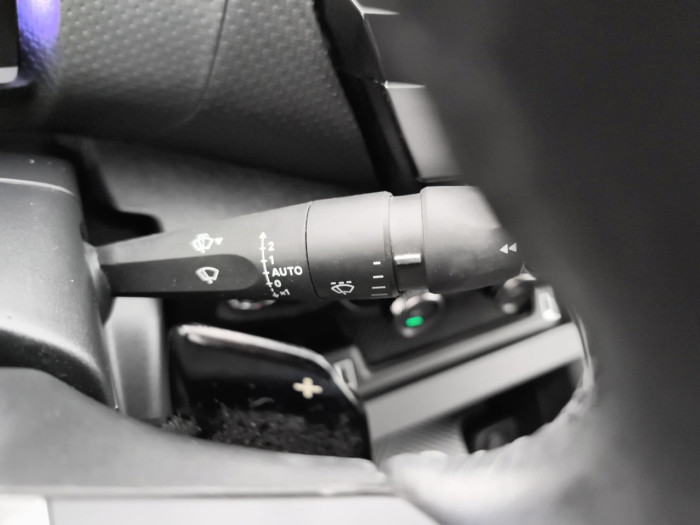 Citroën C4 PureTech 130 S&S EAT8 Shine