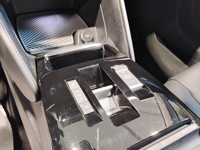 Citroën C4 PureTech 155 S&S EAT8 Shine Pack