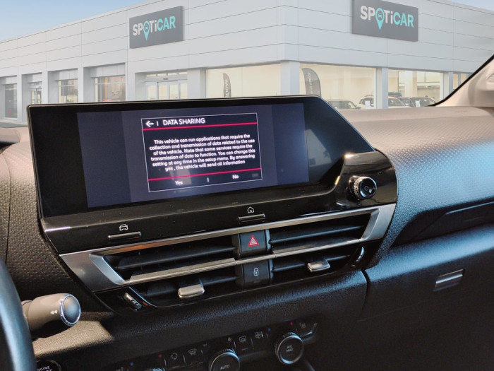 Citroën C4 PureTech 155 S&S EAT8 Shine Pack