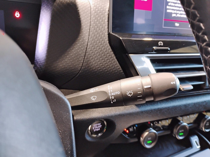 Citroën C4 PureTech 155 S&S EAT8 Shine Pack