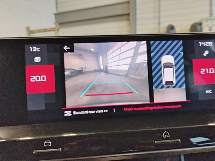 Citroën C4 PureTech 155 S&S EAT8 Shine Pack