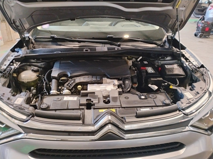Citroën C4 PureTech 155 S&S EAT8 Shine Pack