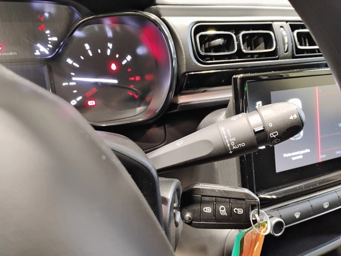 Citroën C3 PureTech 83 S&S BVM5 Shine