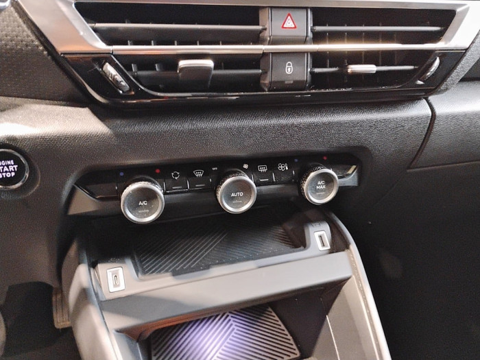 Citroën C4 PureTech 130 S&S EAT8 Shine