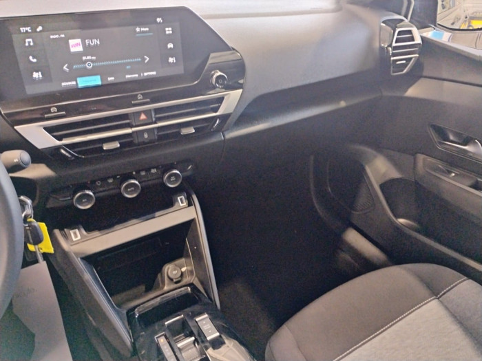 Citroën C4 X Hybride 136 ch e-DCS6 Business