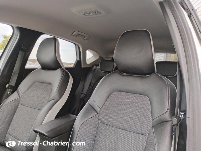 Renault CAPTUR TCe 140 EDC - 21 Intens