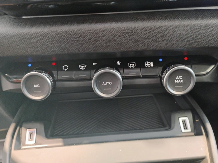 Citroën E-C4 136 ch Automatique C-Series