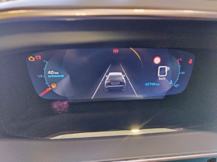 Peugeot 2008 PureTech 130 S&S EAT8 Allure