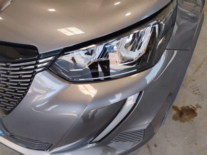 Peugeot 2008 PureTech 130 S&S EAT8 Allure