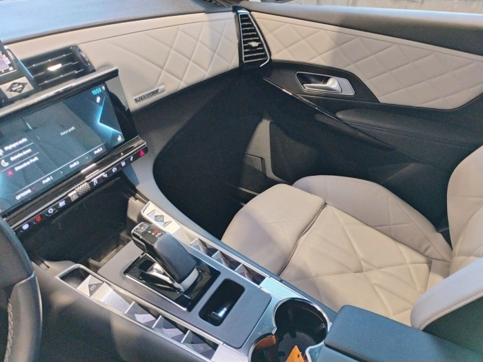 DS DS7 CROSSBACK Hybride E-Tense 225 EAT8 Rivoli