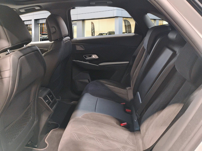 DS DS7 CROSSBACK Hybride E-Tense 300 EAT8 4x4 Performance Line+