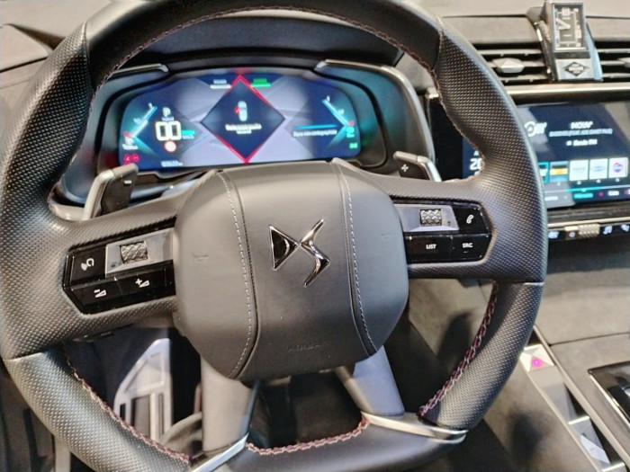 DS DS7 CROSSBACK Hybride E-Tense 300 EAT8 4x4 Performance Line+