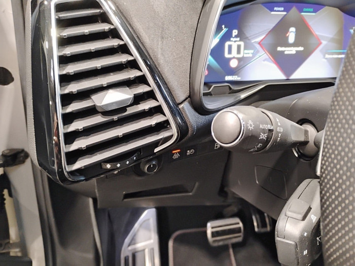 DS DS7 CROSSBACK Hybride E-Tense 300 EAT8 4x4 Performance Line+