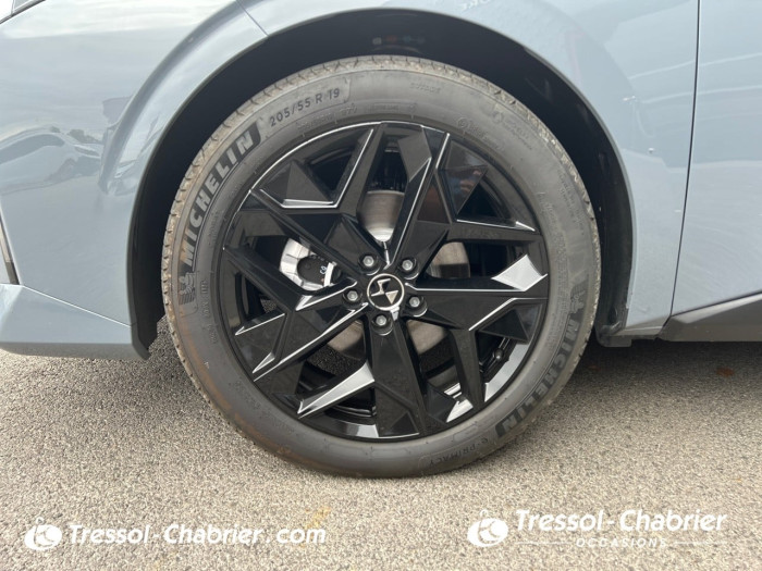 DS N°4 Nouveau Hybride 145 e-DCT6 Pallas Ligne Business