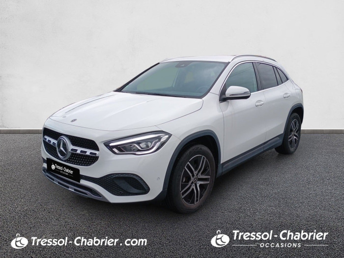 Mercedes GLA 200 7G-DCT Progressive Line