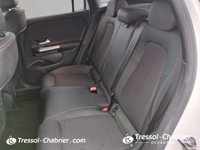 Mercedes GLA 200 7G-DCT Progressive Line