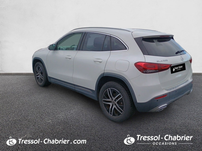 Mercedes GLA 200 7G-DCT Progressive Line