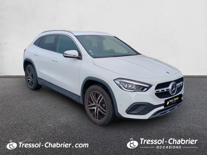 Mercedes GLA 200 7G-DCT Progressive Line