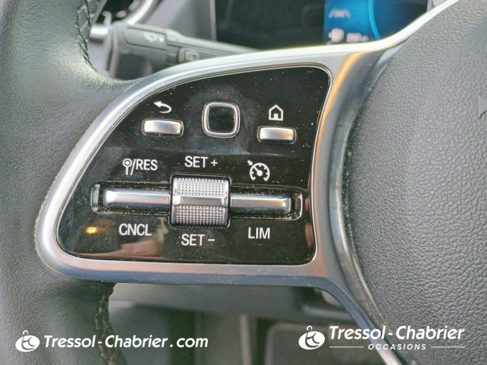 Mercedes GLA 200 7G-DCT Progressive Line