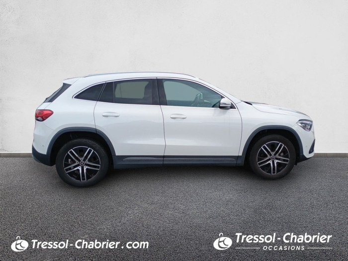 Mercedes GLA 200 7G-DCT Progressive Line
