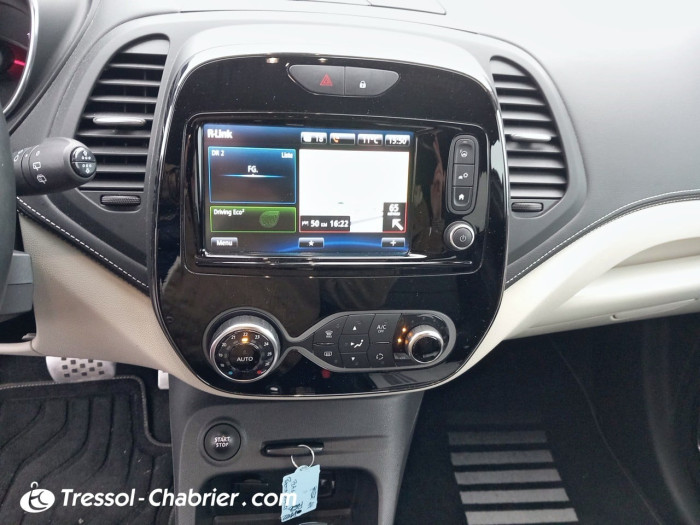 Renault CAPTUR TCe 150 FAP EDC Initiale Paris