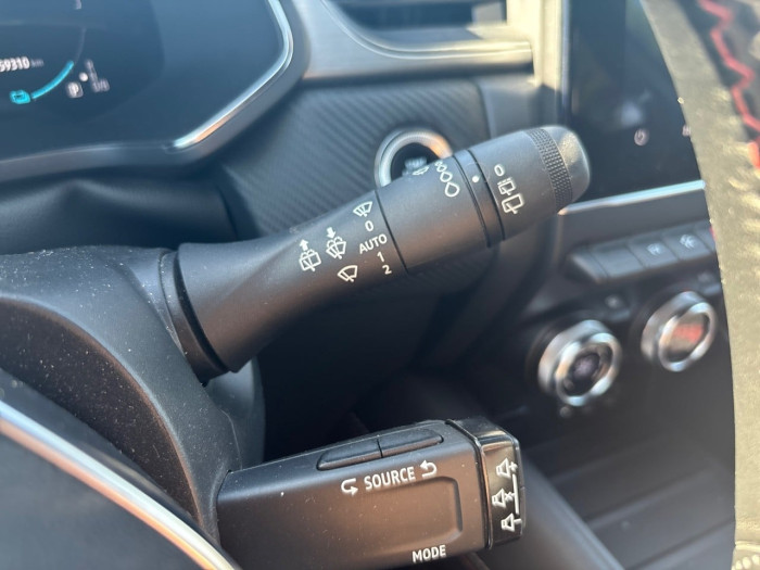 Renault CAPTUR E-Tech 145 SL Rive Gauche