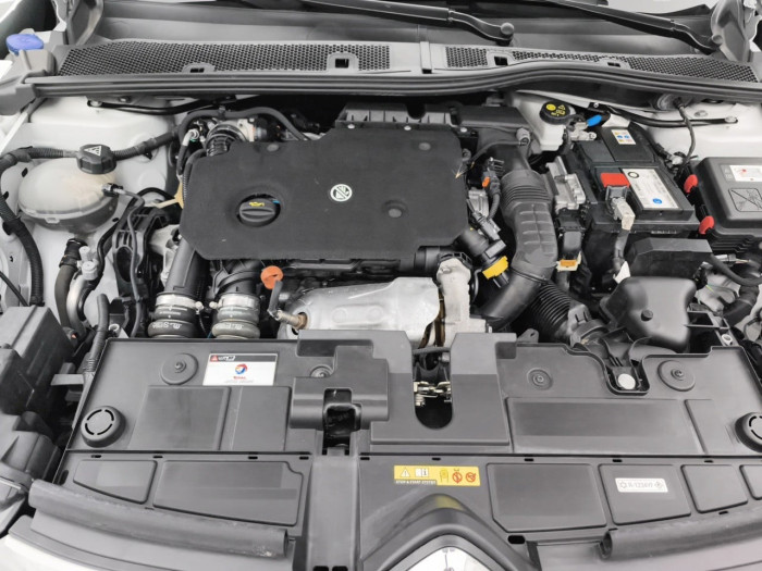 Citroën C4 SOCIETE BLUEHDI 130 S&S EAT8 FEEL NAV BUSINESS R