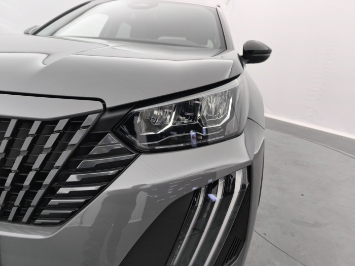Peugeot 2008 Hybrid 145 e-DCS6 Allure