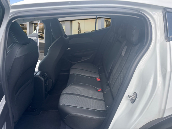 Peugeot 408 Hybrid 145 e-DCS6 Allure