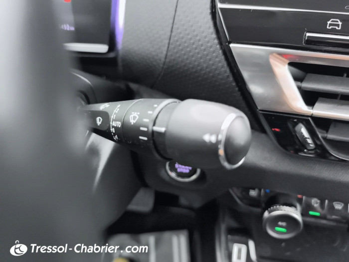 Citroën C4 PureTech 130 S&S EAT8 Shine Pack