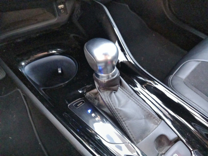 Toyota C-HR HYBRIDE 122h Collection