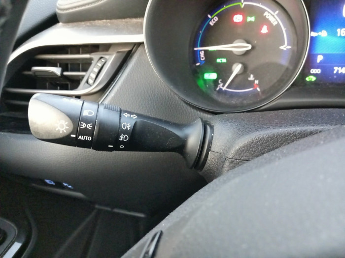 Toyota C-HR HYBRIDE 122h Collection